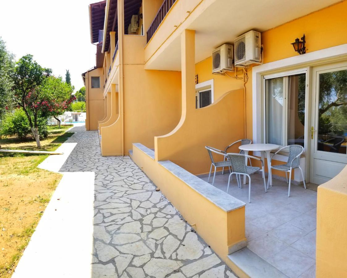 Mirabello Hotel Apartments Dassia  Exterior photo